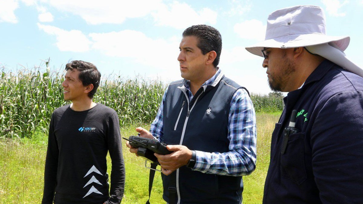 Impulsan uso de dron agropecuario a productores del campo de Ixtlahuaca