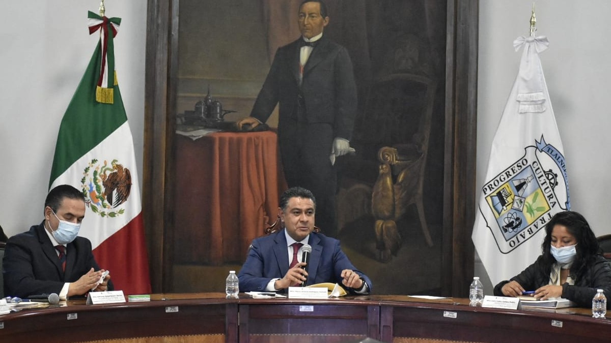 Cabildo de Tlalnepantla aprueba becas y descuentos de predial