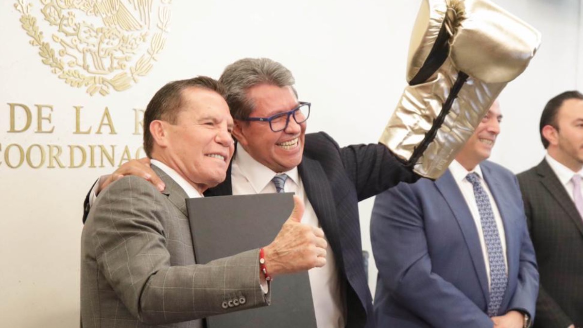 Senado reconoce trayectoria deportiva de Julio César Chávez