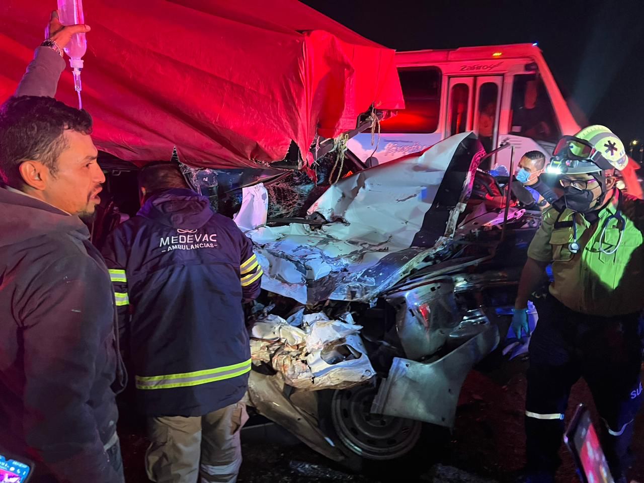 (VIDEO) Fuerte choque se registra en la autopista México-Pachuca