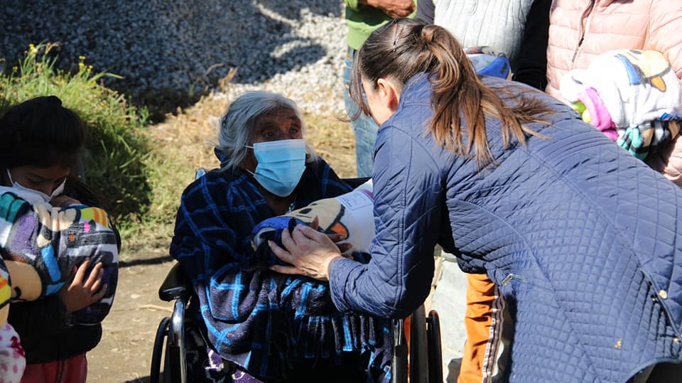 Enfrentan bajas temperaturas comunidades cercanas al Popocatépetl