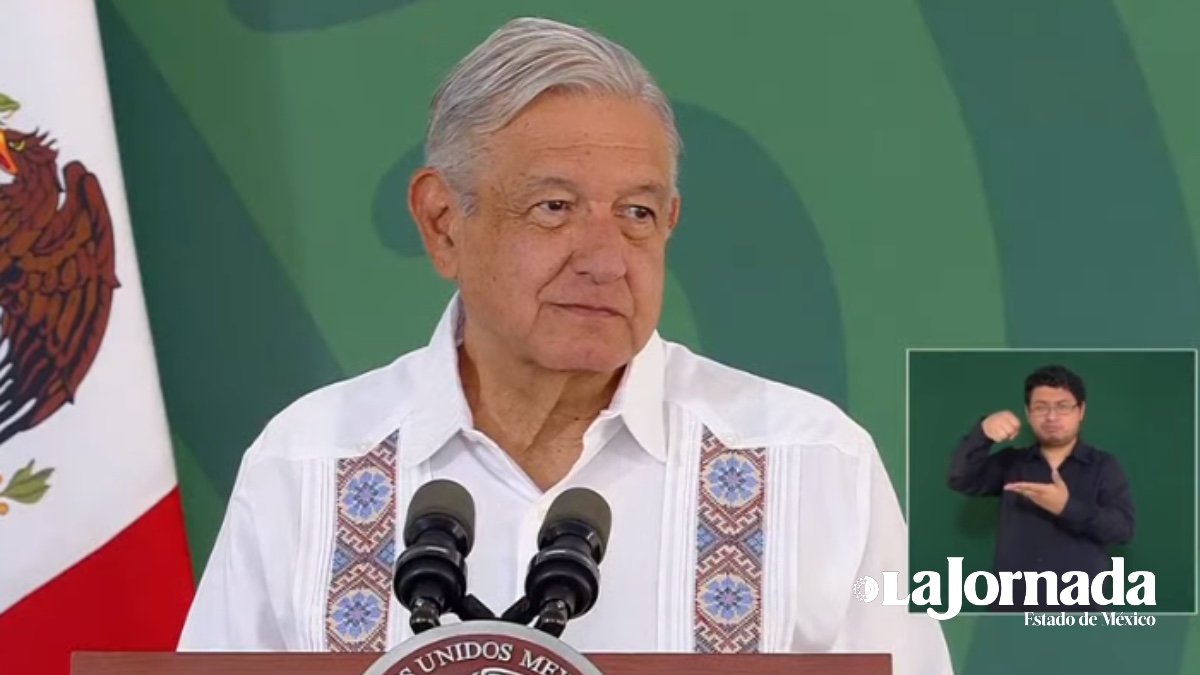 Libros de texto gratuitos deben abordar clasismo y racismo: AMLO