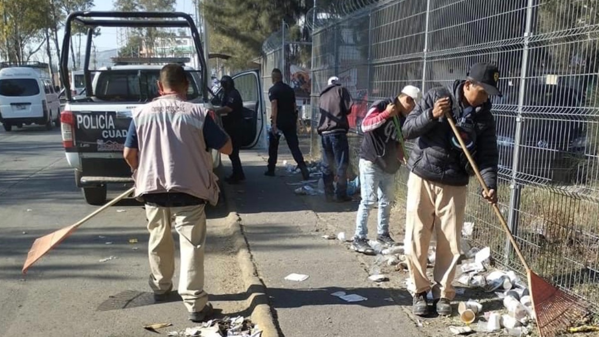 Peregrinos dejan toneladas de basura a su paso por Ecatepec