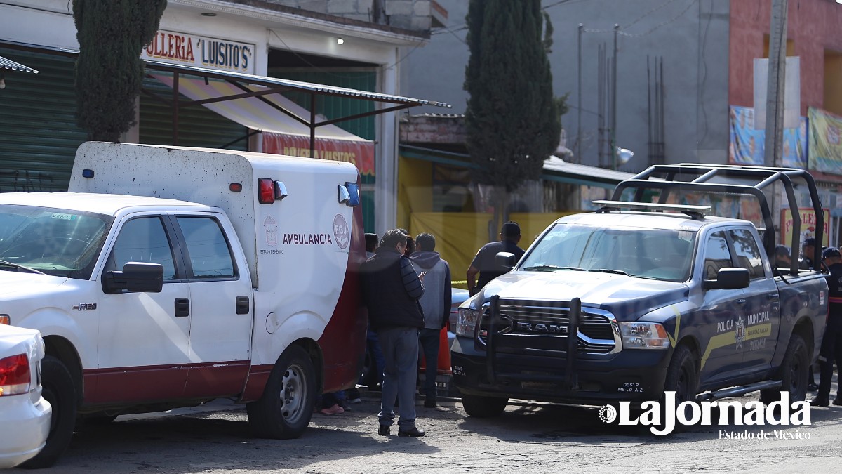 Familia muere intoxicada en San Cristóbal Huichochitlán