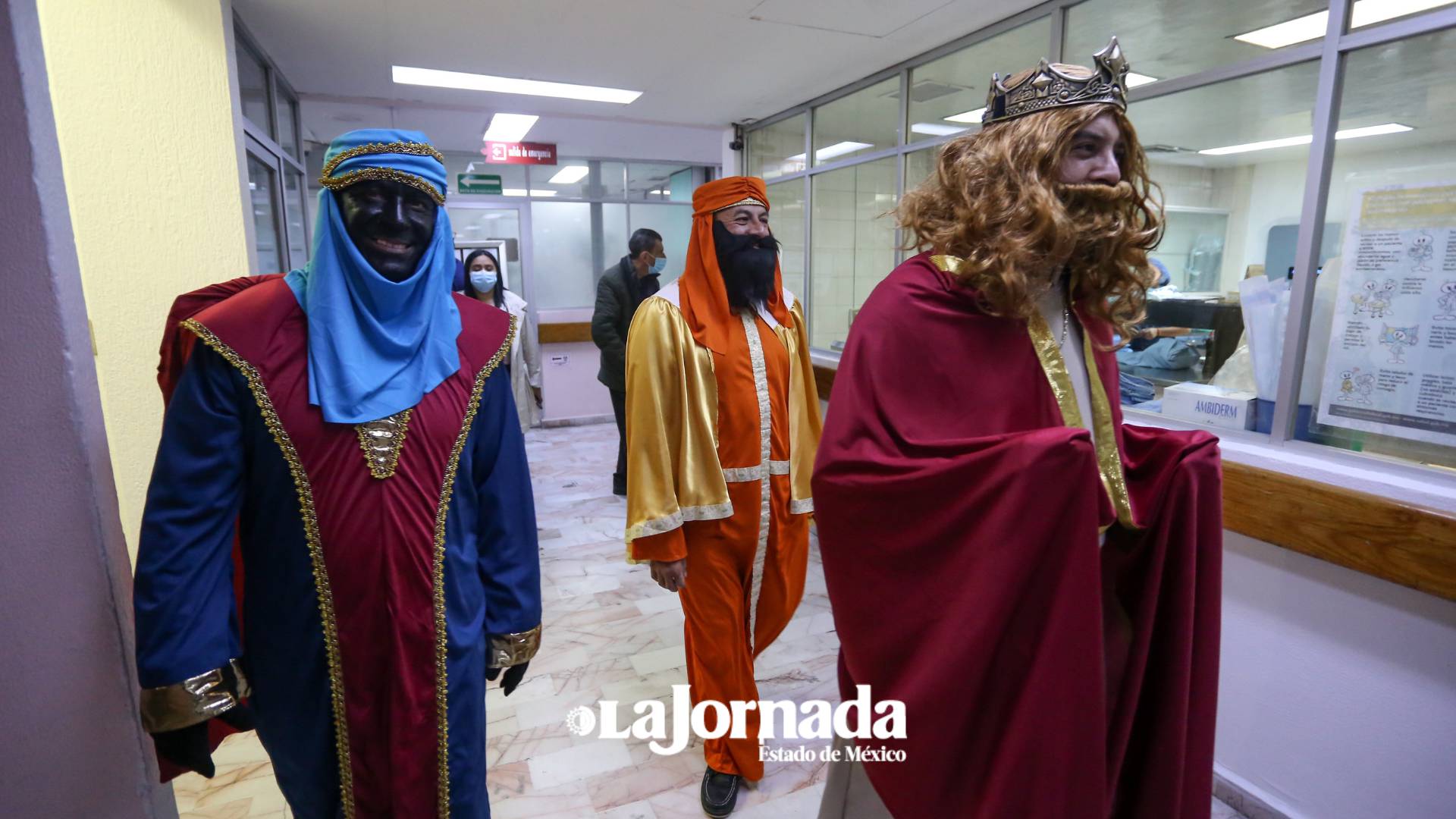 Reyes Magos, visitan pacientes del Hospital para el Niño