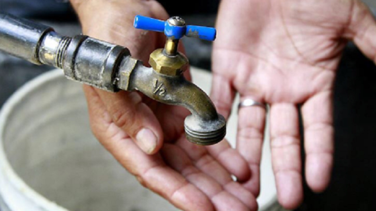 Colonias de Temamatla llevan sin agua una semana, fontaneros provocaron falla