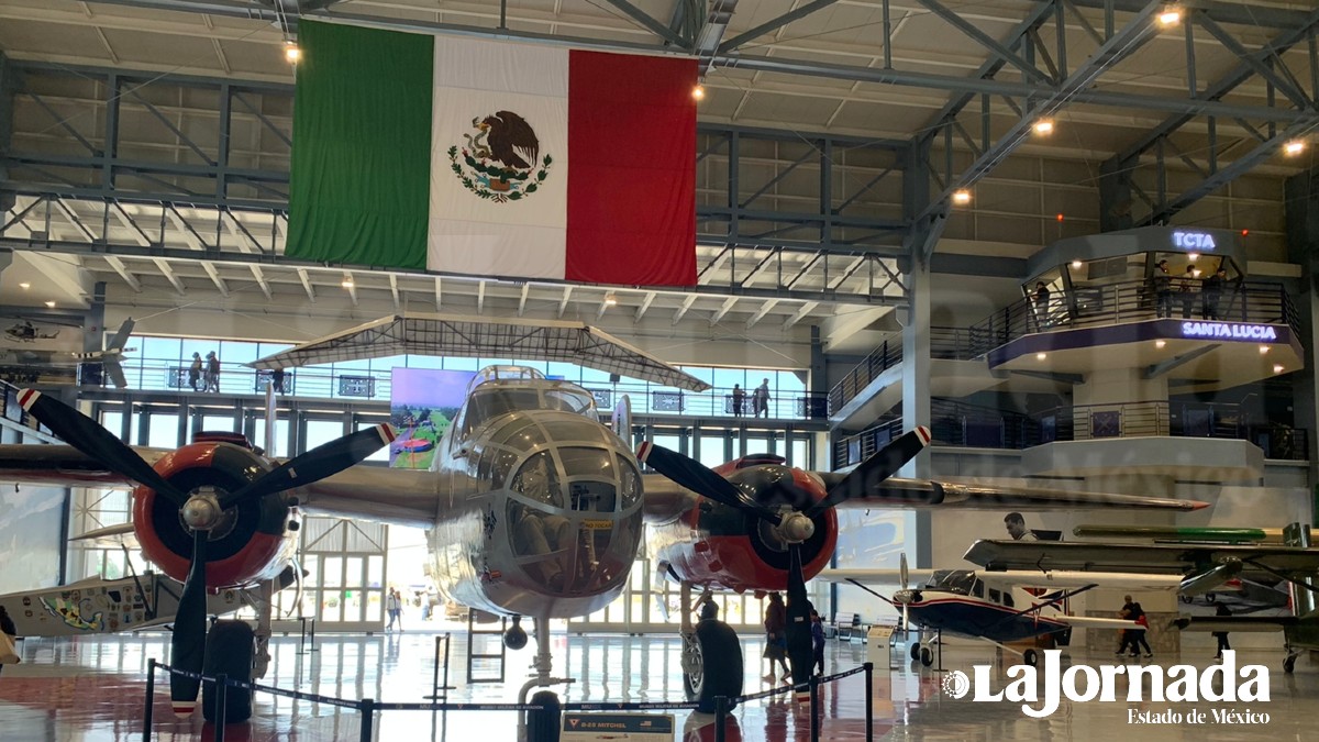 Celebran un año el Museo del Mamut y de Aviación en Santa Lucía