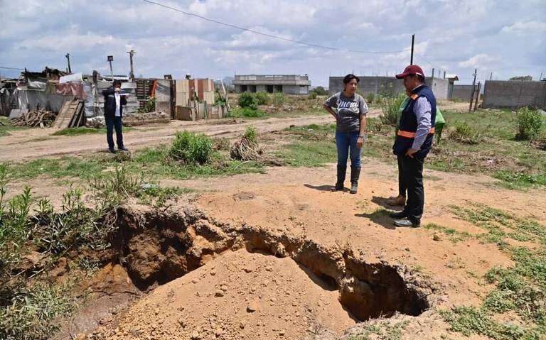 Afectaciones por grietas en calles de Chalco siguen sin ser atendidas