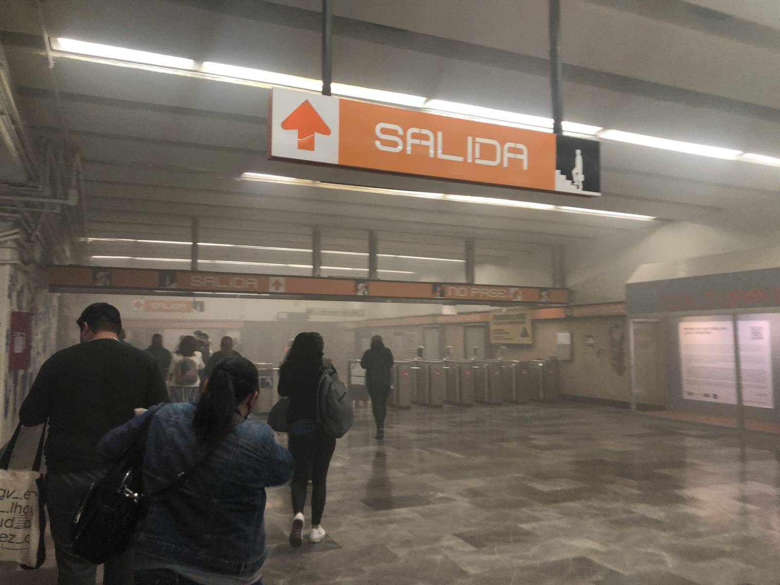 Línea 7 del Metro CDMX suspendió operaciones