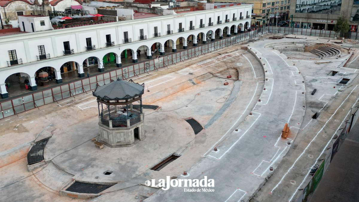 ¿Cómo va la rehabilitación de la Plaza González Arratia en Toluca?