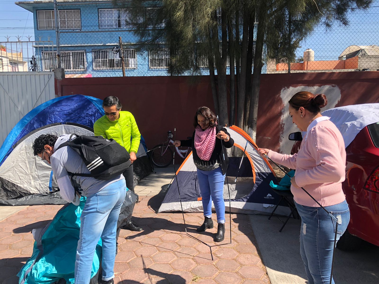 Concluyen maestros huelga de hambre en Neza