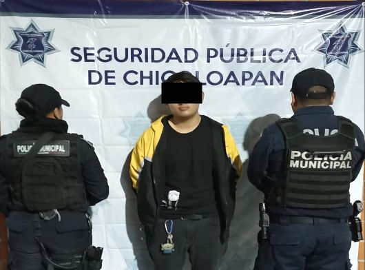 policia-de-chicoloapan-detienen-a-tres-sujetos-con-presunta-droga