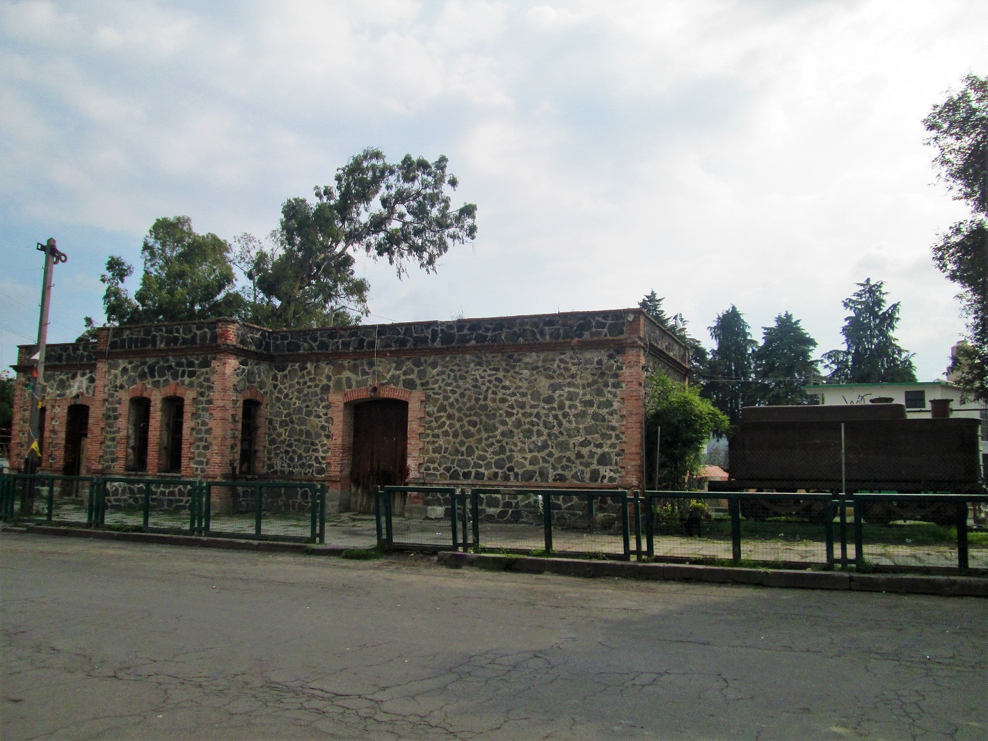 Reubican a comerciantes por remodelación de Antigua Estación del Tren en Ozumba