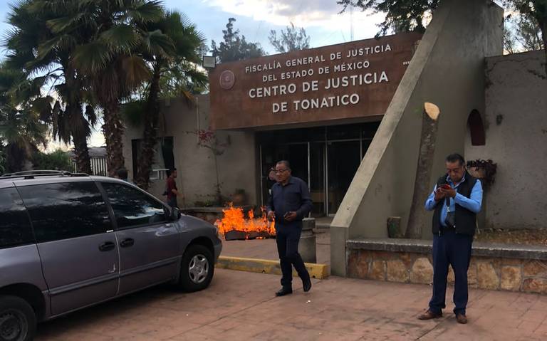 Video: Lanzan explosivo la sede de la Fiscalía del Edomex en Tonatico