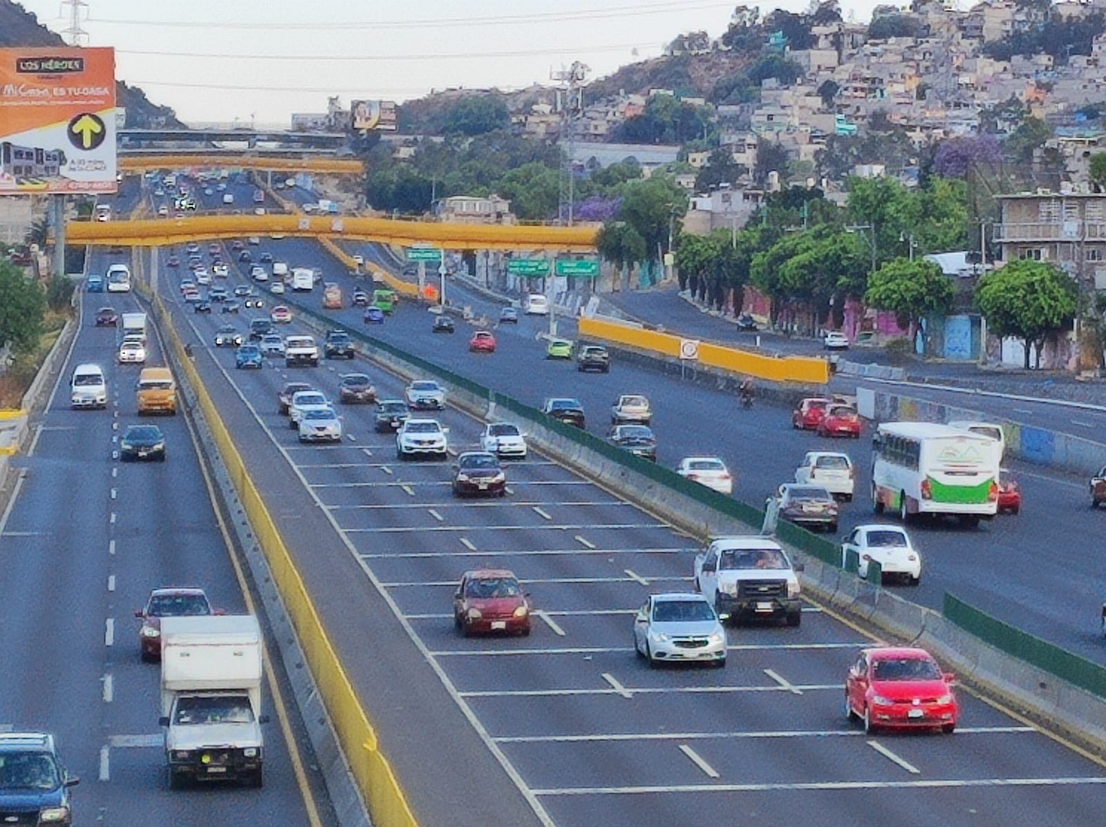 Autopista México-Puebla y carretera México-Cuautla circularon con normalidad