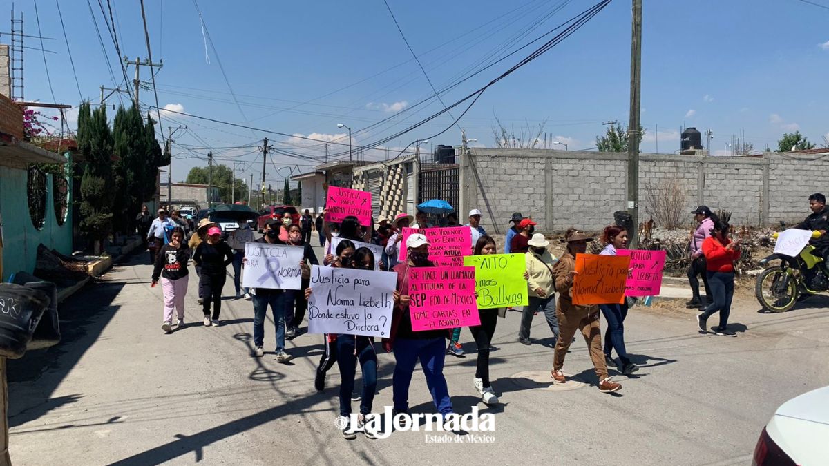 Familiares piden justicia por jovencita que murió por bullying en Teotihuacán