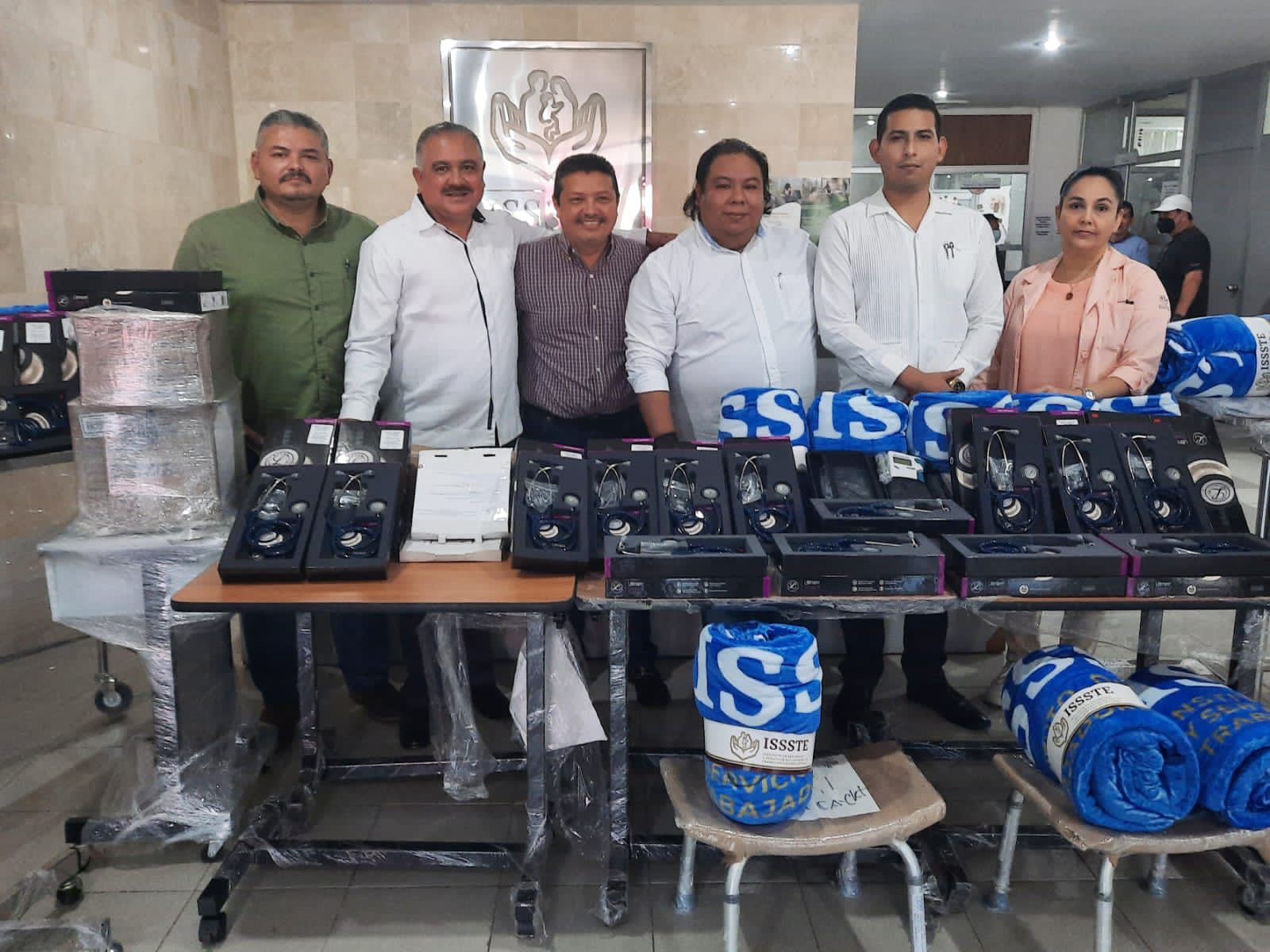 Reciben clínicas del Issste en Quintana Roo nuevo equipamiento y mobiliario