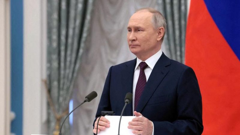 Emiten orden de detención contra presidente ruso, Vladimir Putin