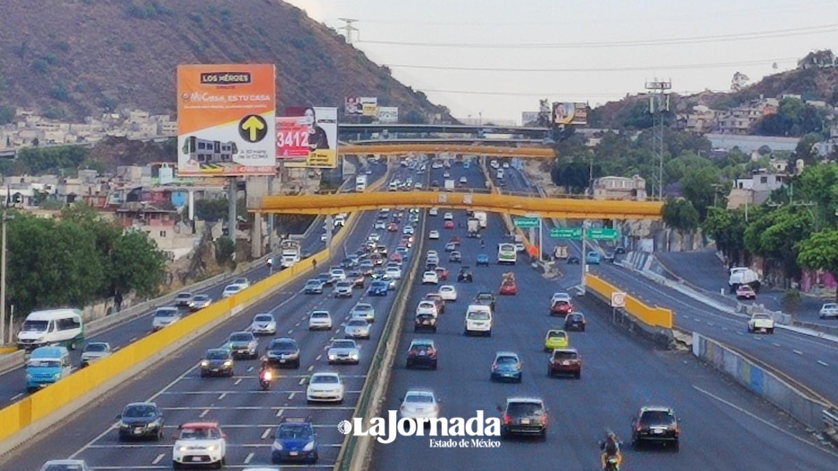 Regreso de vacacionistas satura autopista México-Puebla y la carretera México-Cuautla