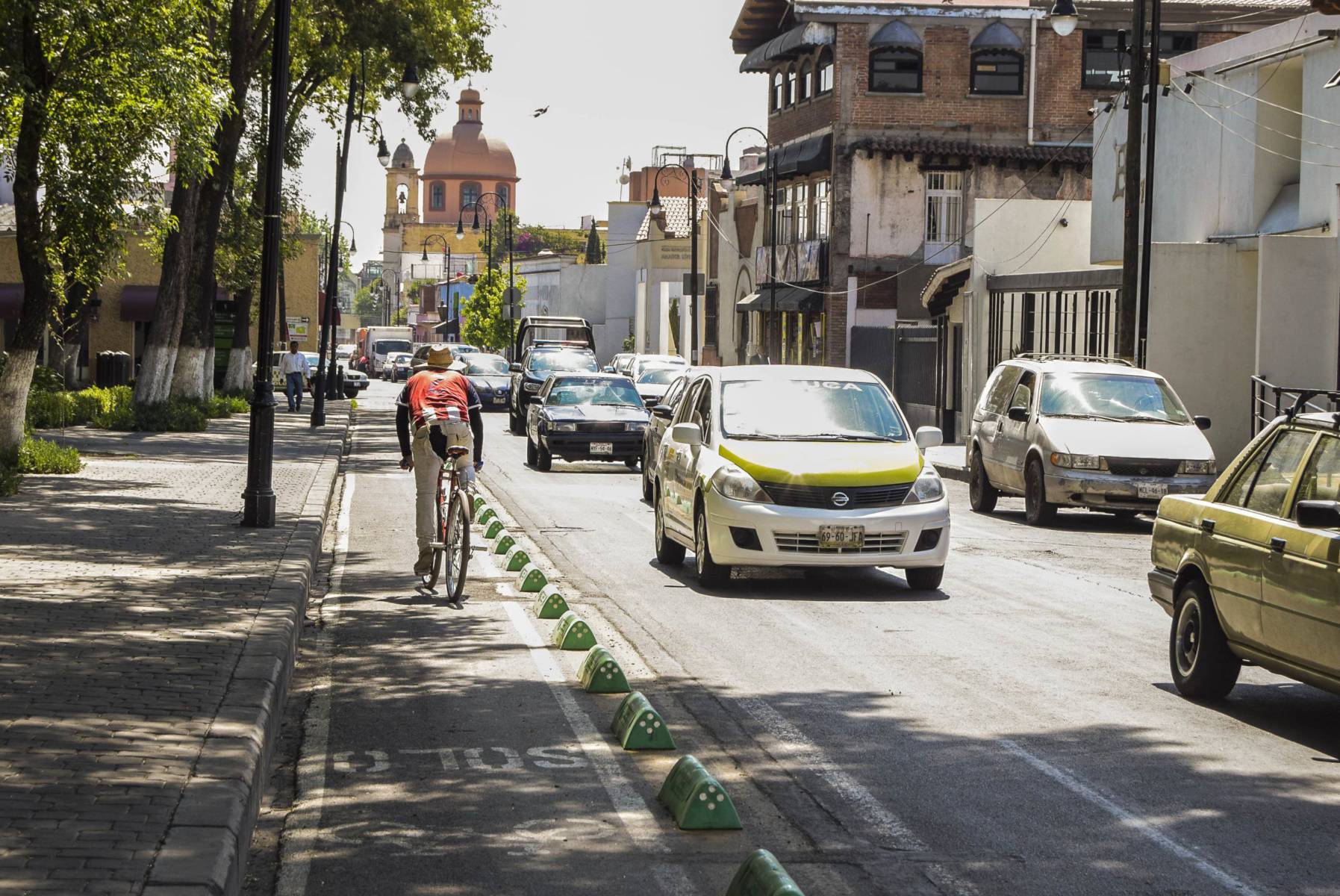 Toluca tiene un retraso en infraestructura peatonal y ciclista