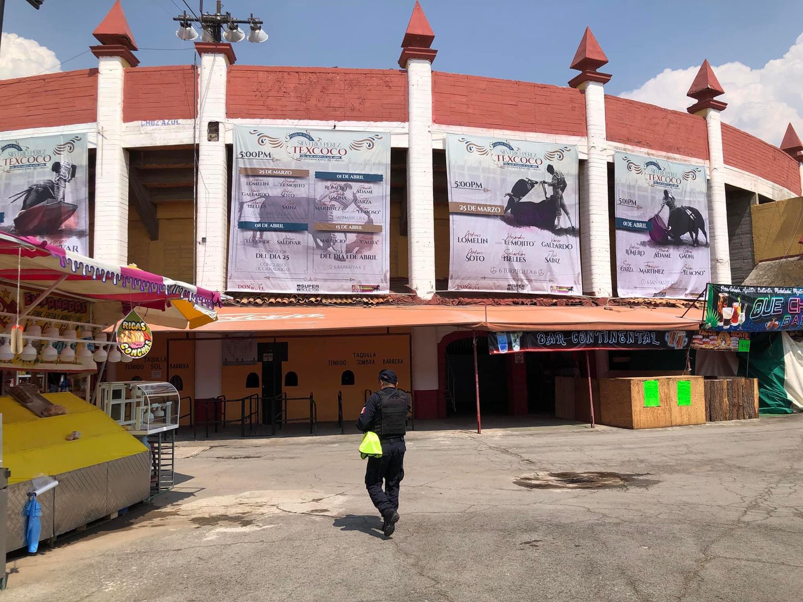 Denuncian abuso contra protectora de animales en la Feria del Caballo