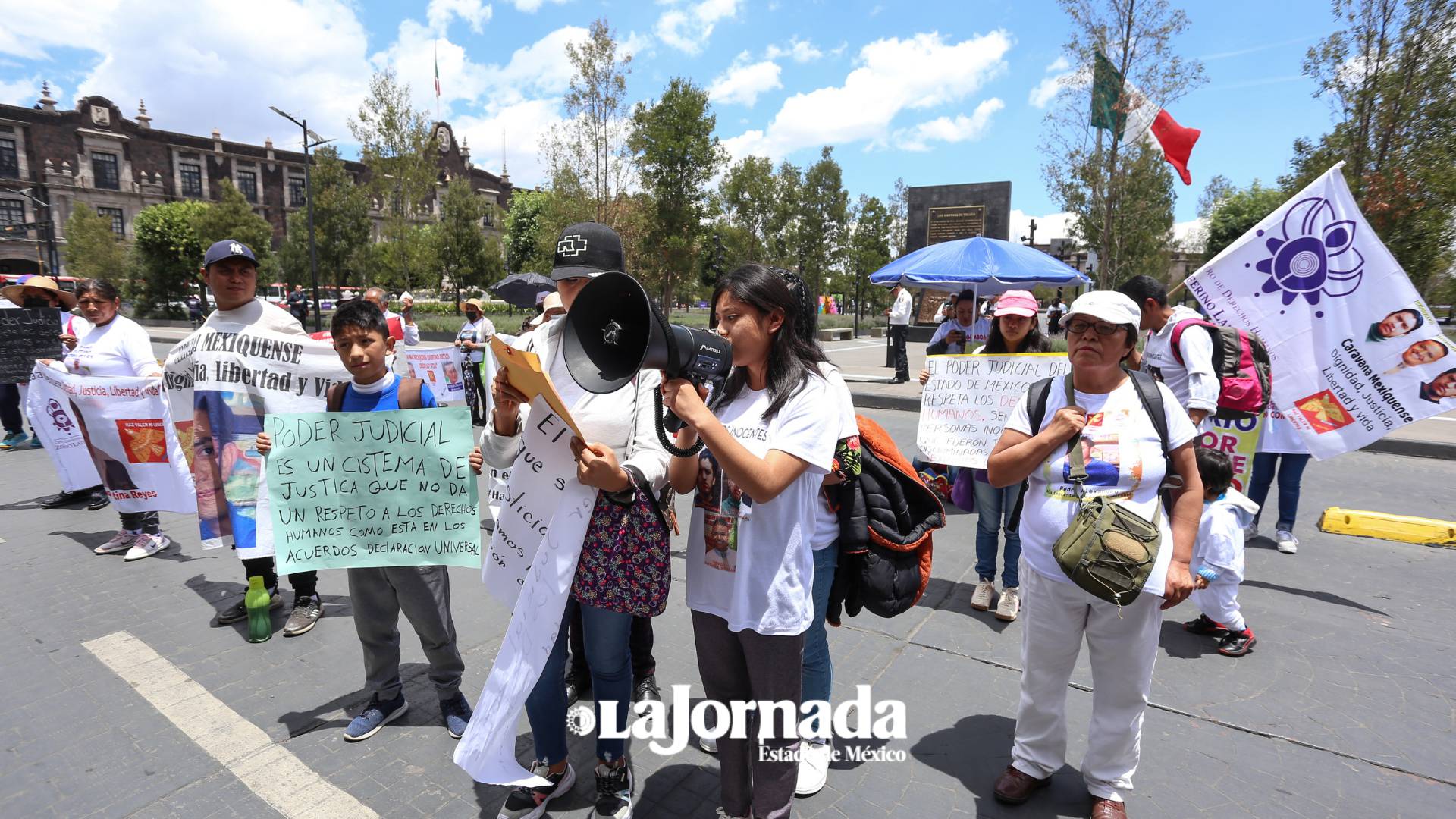 Colectivo “Haz Valer Mi Libertad” se manifestaron frente al Poder Judicial