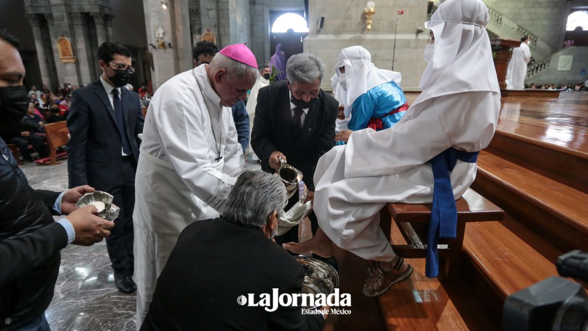 Lavatorio de pies en la Catedral de Toluca