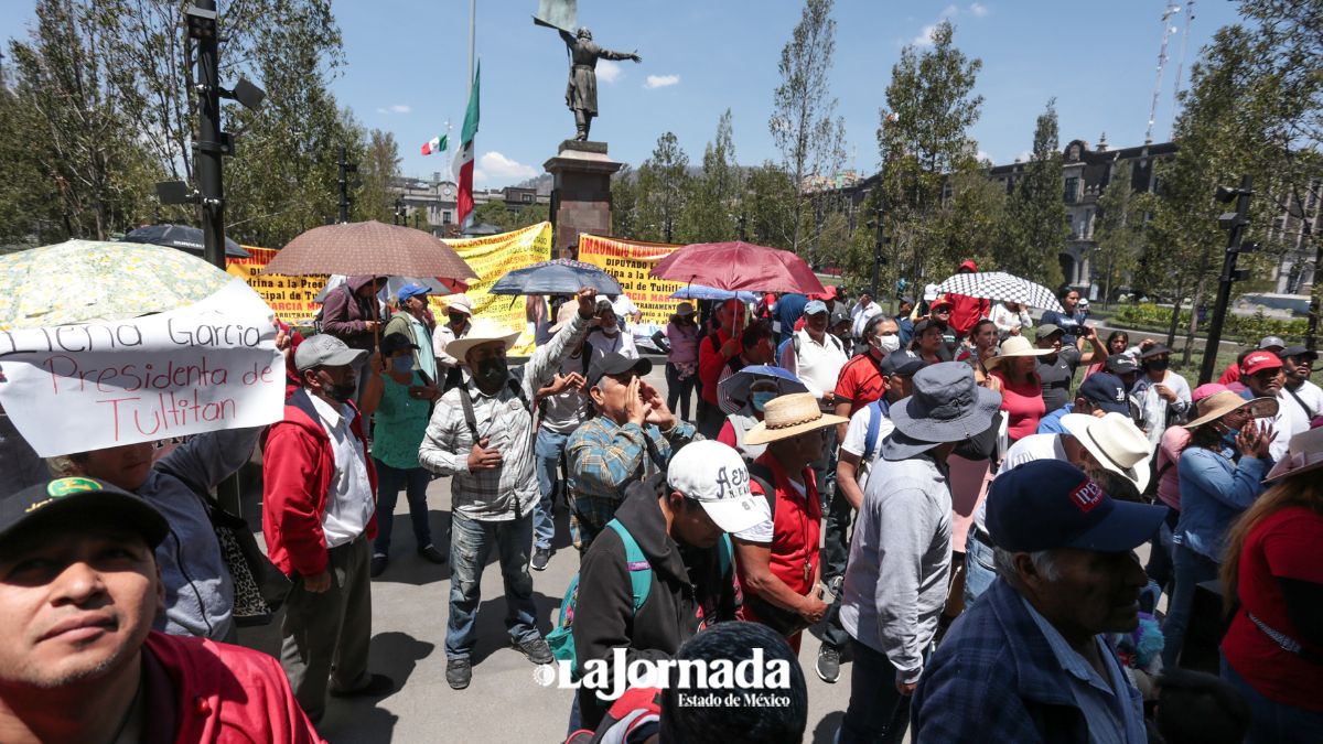 Vecinos de Tultitlán protestan por 16 casas demolidas sin una orden oficial