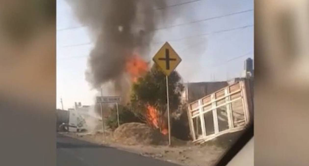 Accidente en Toluca-Villa Victoria deja un calcinado