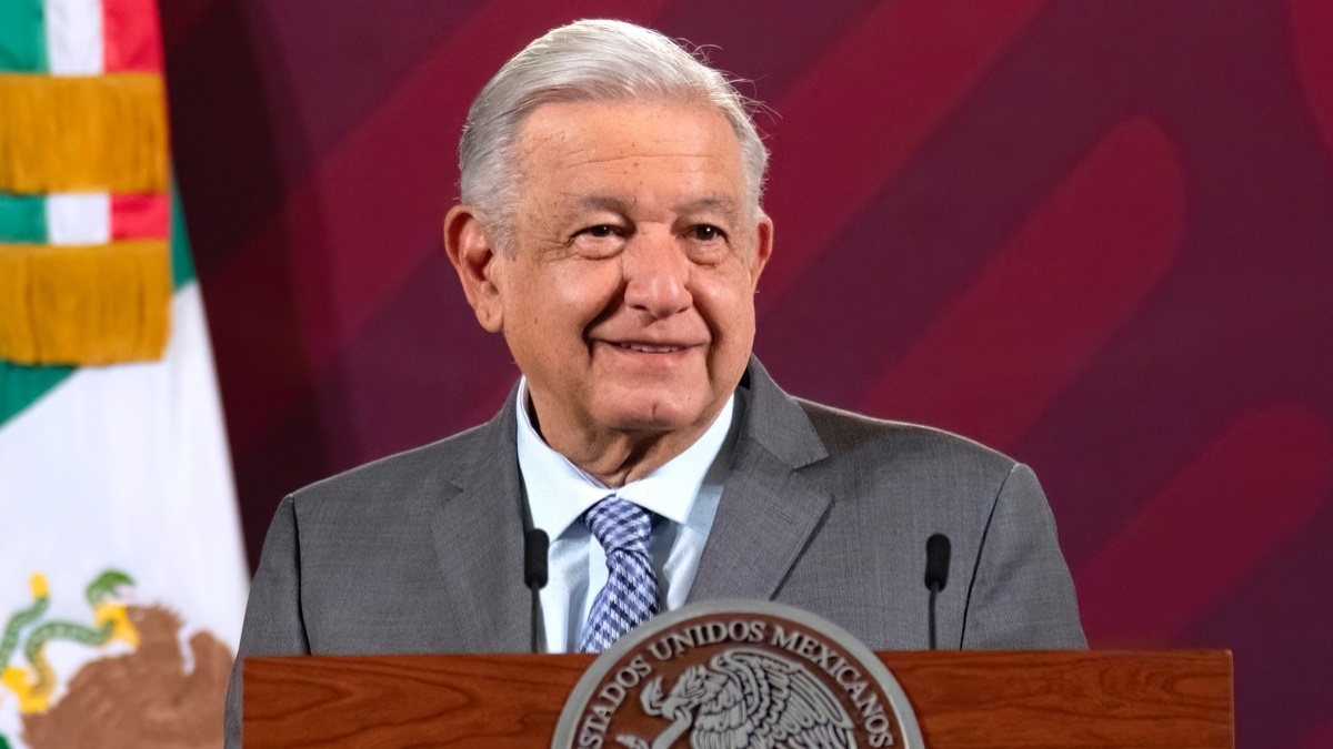 AMLO inicia campaña contra politiquería sobre fentanilo