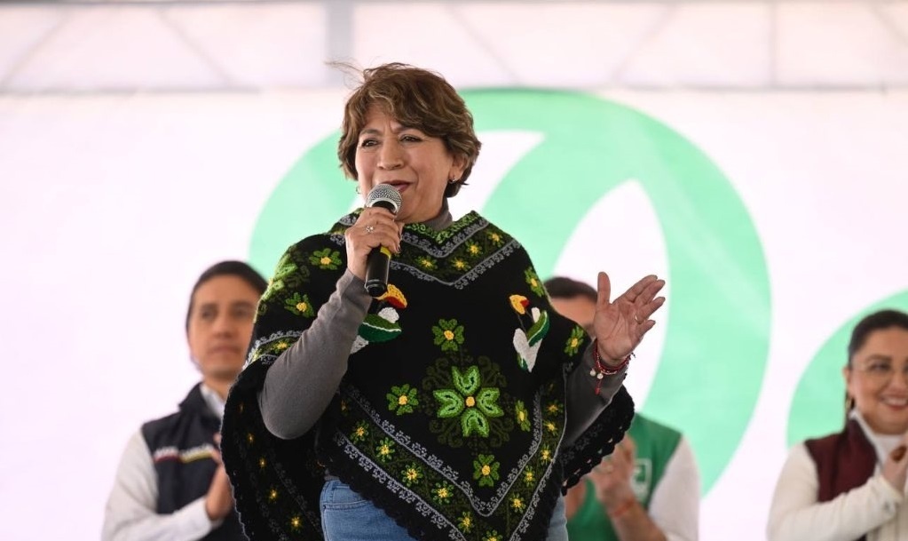 Delfina Gómez recibe más “golpes”