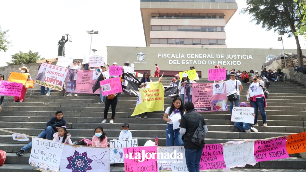 Video: Madres exigen a Fiscalía visibilizar y atender violencia vicaria