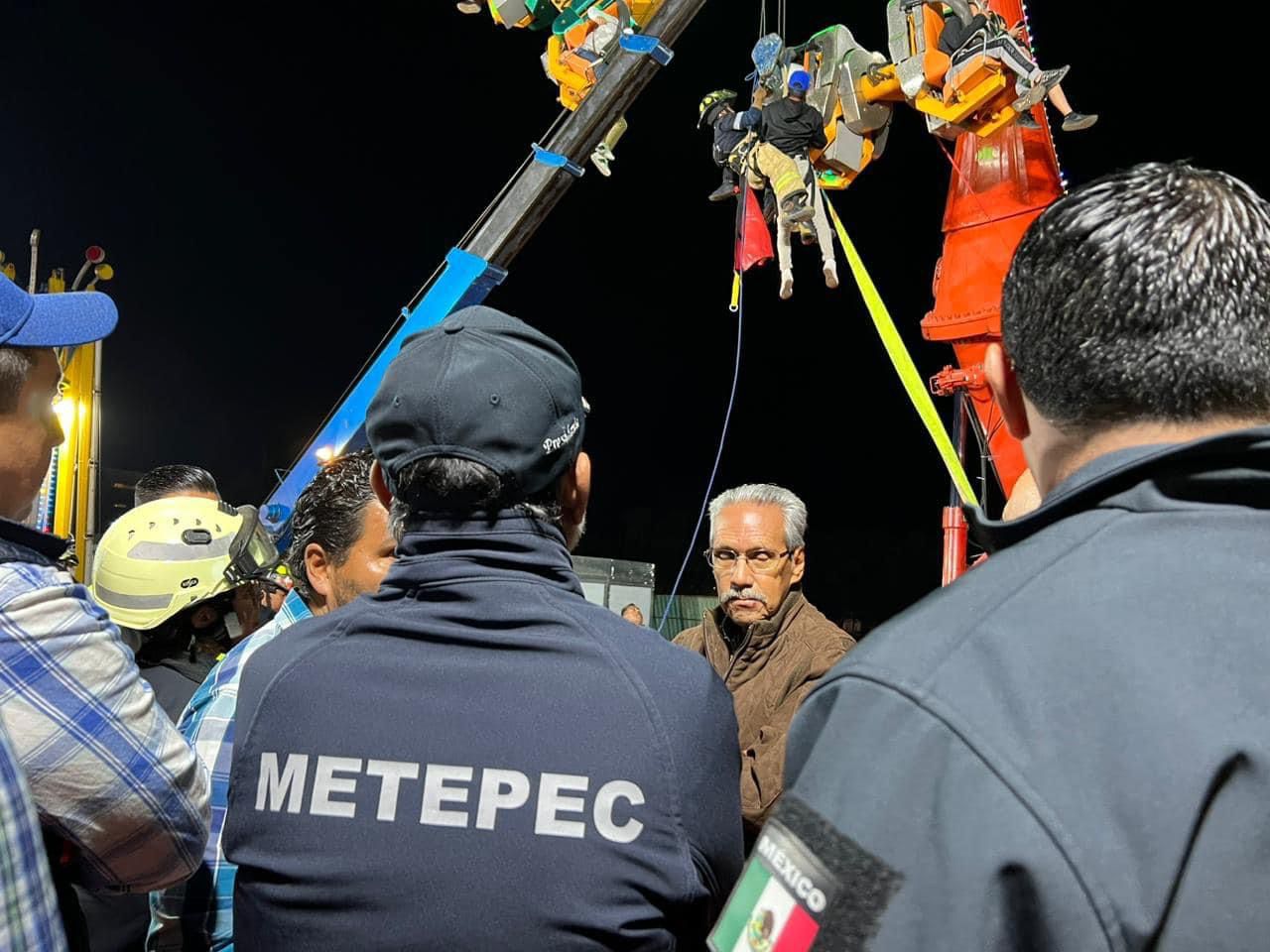 Falla en juego mecánico en la Feria de San Isidro Metepec