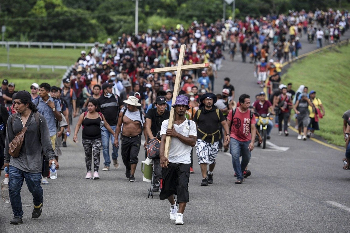 Este jueves a las 11:59 horas concluirá la ley llamada "Título 42", la cual fue impuesta por el gobierno de Donald Trump. Foto: La Jornada