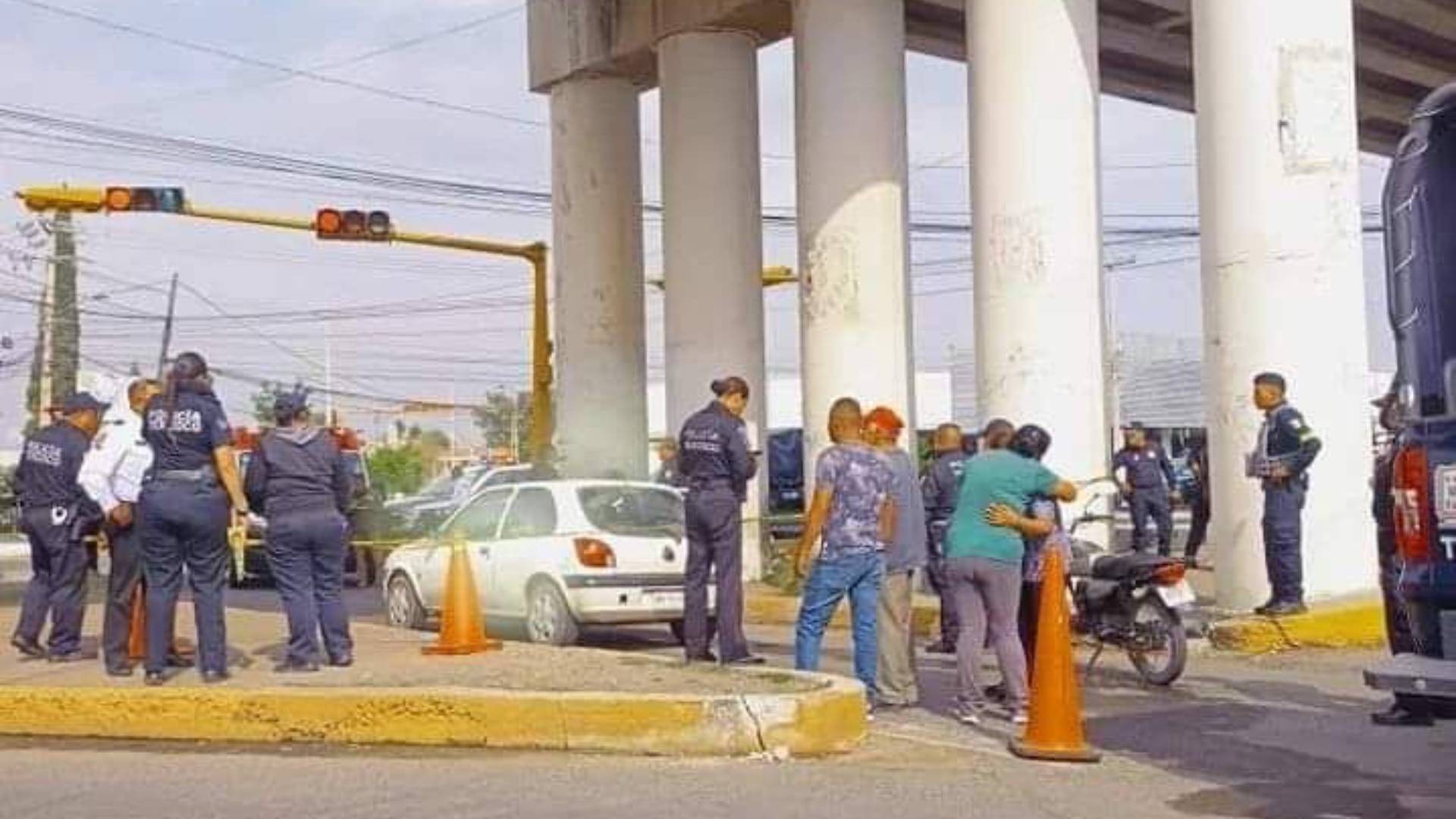 Asesinan a balazos en Texcoco a una mujer