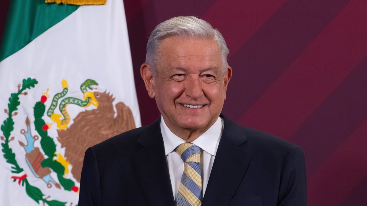 Andrés Manuel López Obrador convocó a mandatarios estatales surgidos de Morena y los integrantes de sus gabinete en donde planteó que no debe haber aplausómetro ni posiciones de rechazo a los cuatro contendientes: Foto: Presidencia