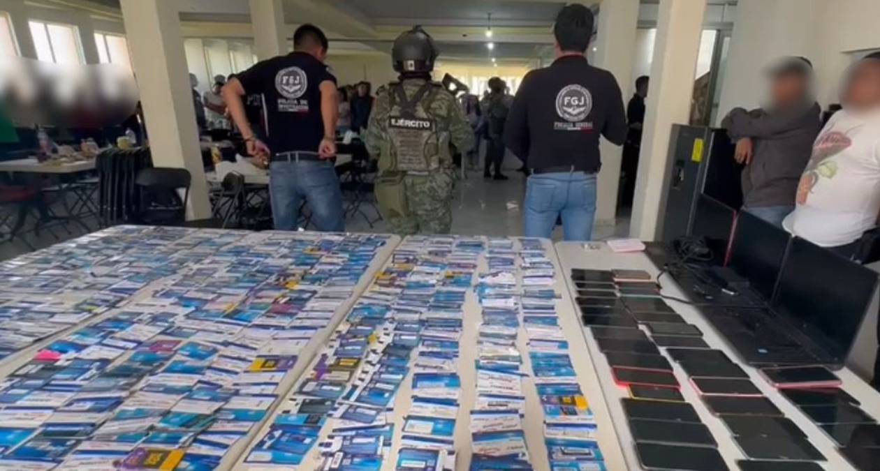 Aseguran otro “Call Center” en Nezahualcóyotl, hay 64 detenidos