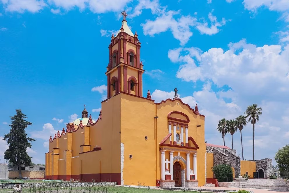 Esto es lo que se encontró en cripta bajo iglesia del Edomex