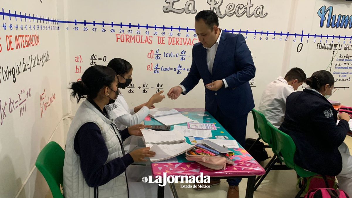 CBT de Nopaltepec presume aula virtual de matemáticas