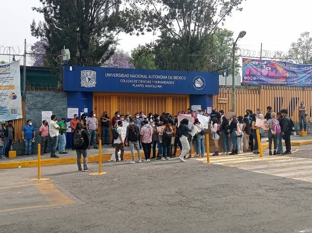 Estudiantes del CCH Naucalpan denuncian asaltos en los alrededores del plantel