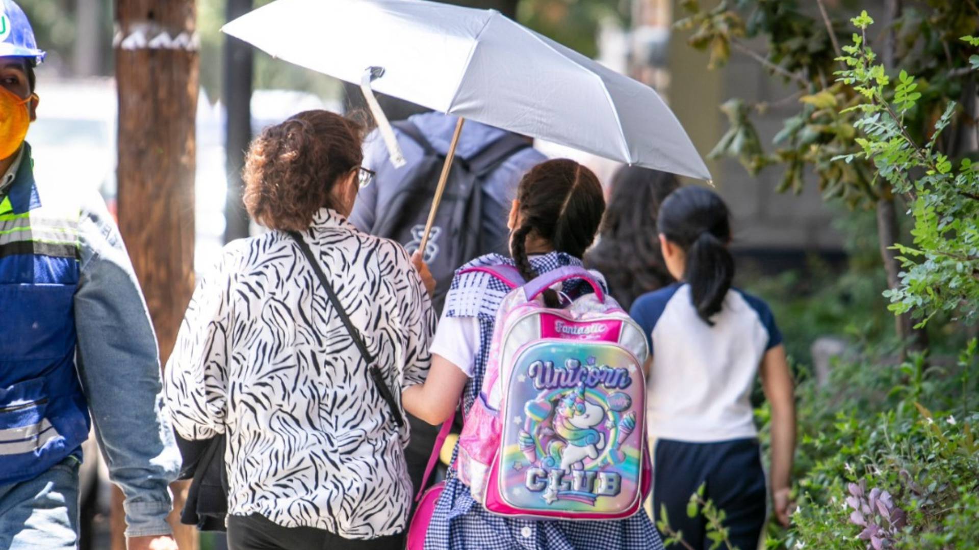 Niños y adultos mayores, los más vulnerables al calor