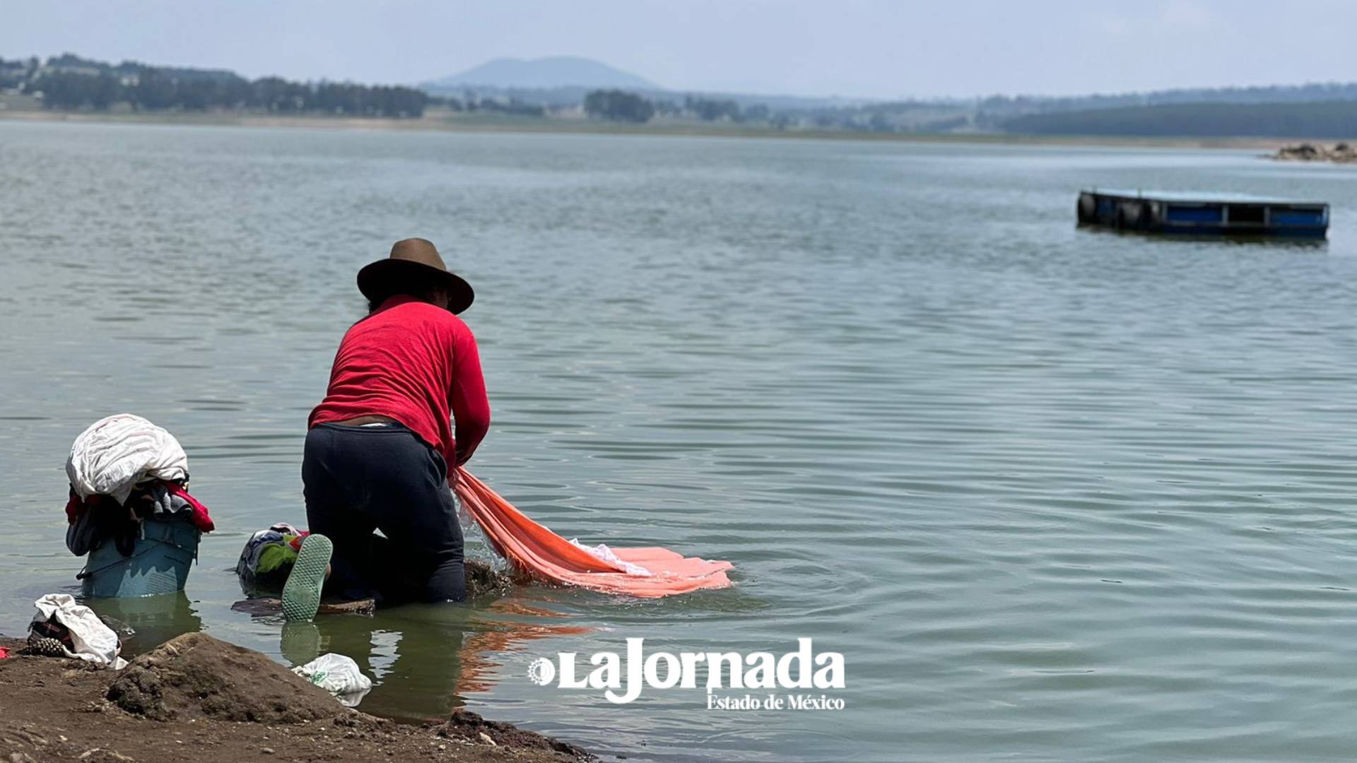 Presa de Villa Victoria registra niveles muy bajos de agua