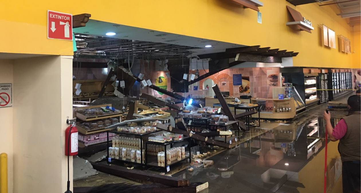 Ecatepec: Se desploma techo de importante tienda de cadena comercial