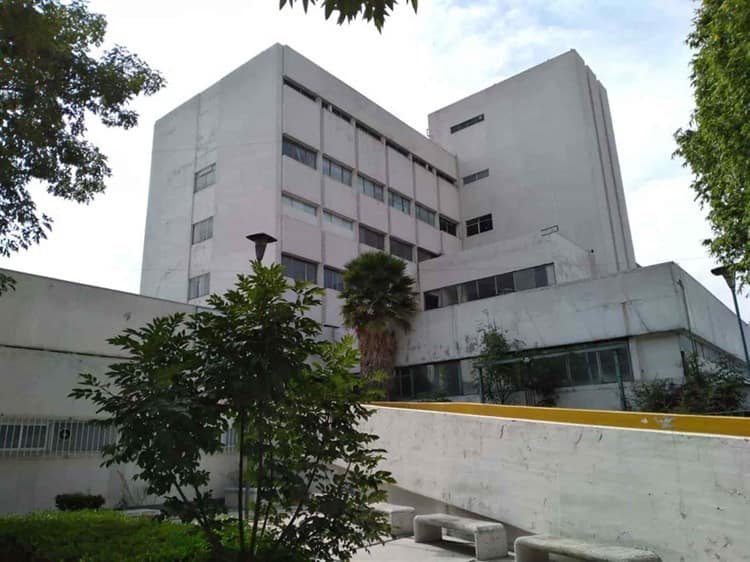 Ni dinero ni obra terminada en el Hospital General de Zona Oriente Tlalnepantla