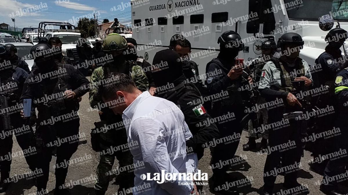 Ingresan a penal integrantes de Familia Michoacana detenidos en Metepec