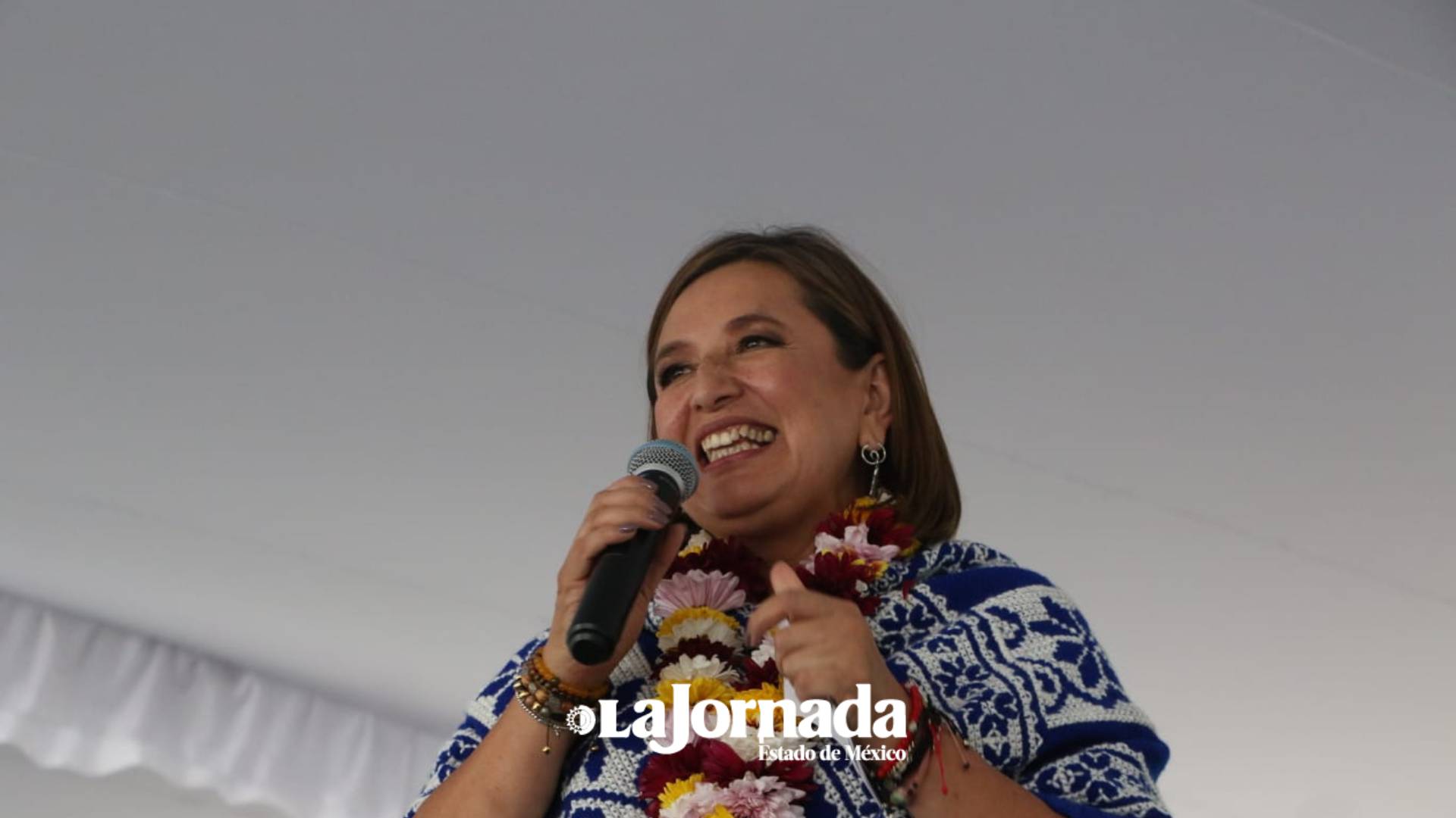 Xóchitl Gálvez festejo encabezar la lista de aspirantes del Frente Amplio