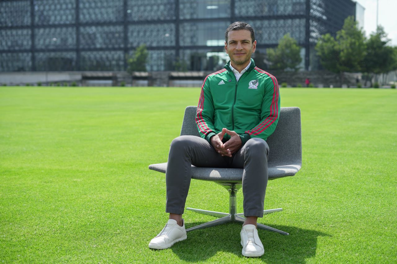 Foto de Jimmy Lozano, DT ratificado por la Selección Mexicana.