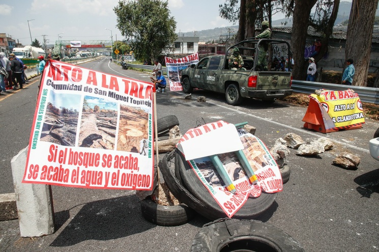 Incendian tres camionetas por inconformidad con operativos de Guardia Nacional