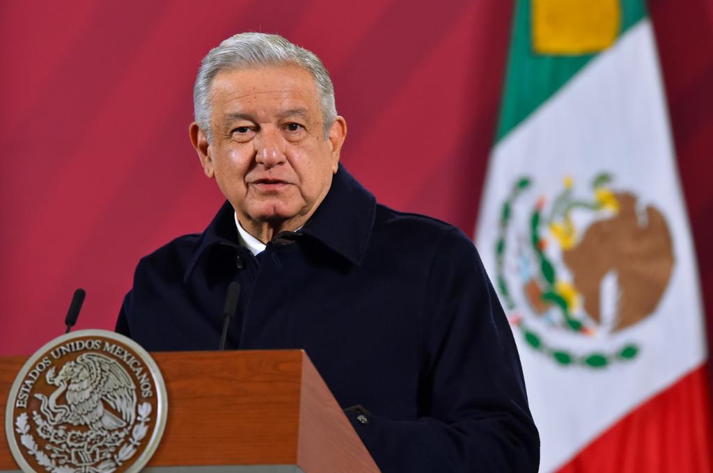 AMLO “exonera” a Peña y Cienfuegos de Ayotzinapa 