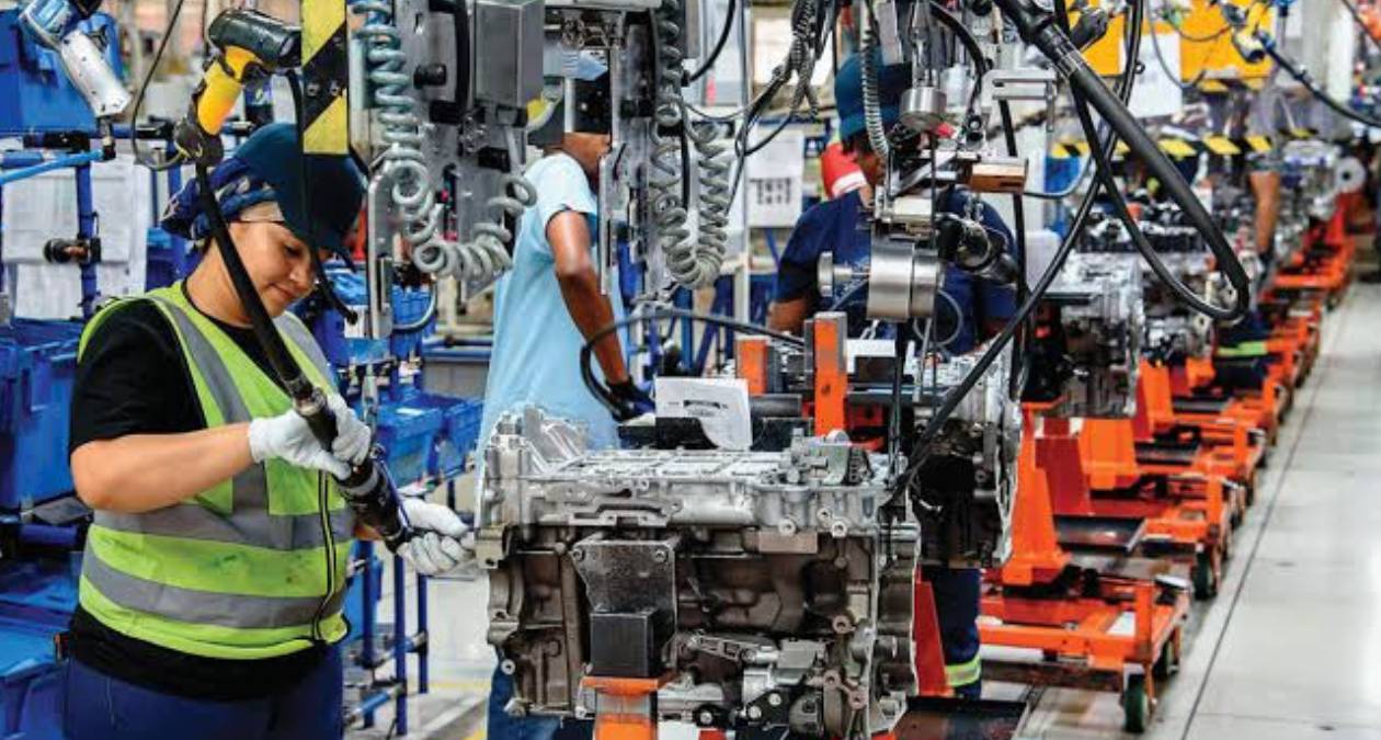 Industria Automotriz mexiquense teme huelga laboral en E.U